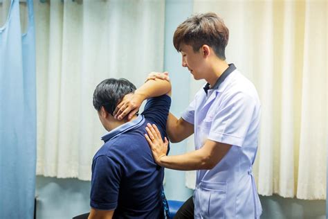 Bone Setting Therapy/Treatment .